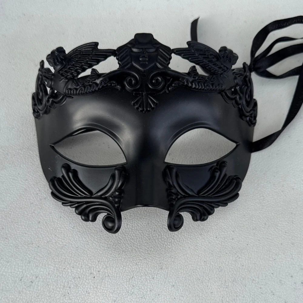 Black Ornate Face Mask mascaraed mask NEW